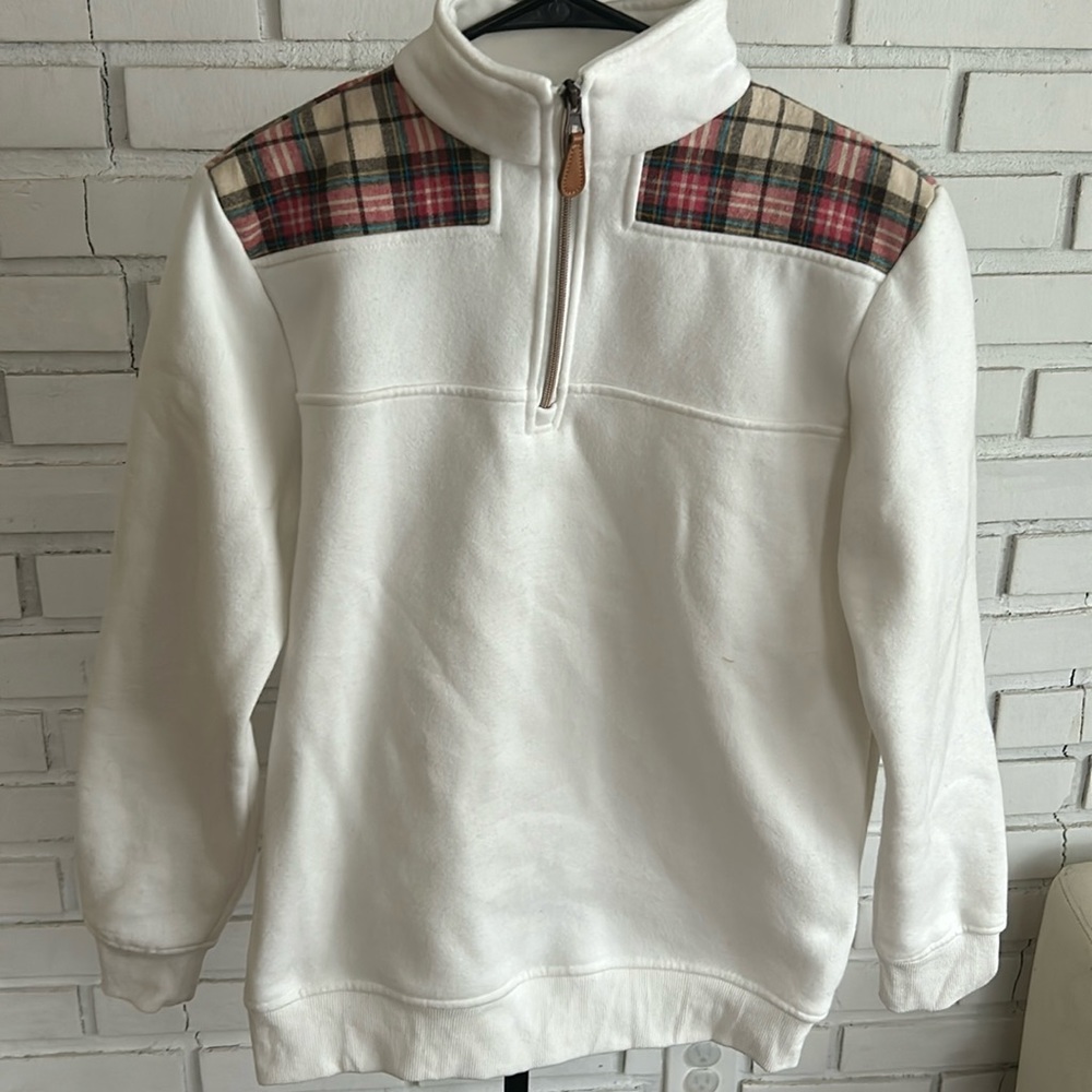 Nordic fleece 1/4 zip-up pullover. White with plaid. Size medium.